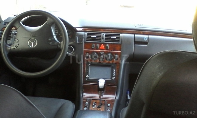 Mercedes E 270 1999, 414,000 km - 2.7 l - Bakı