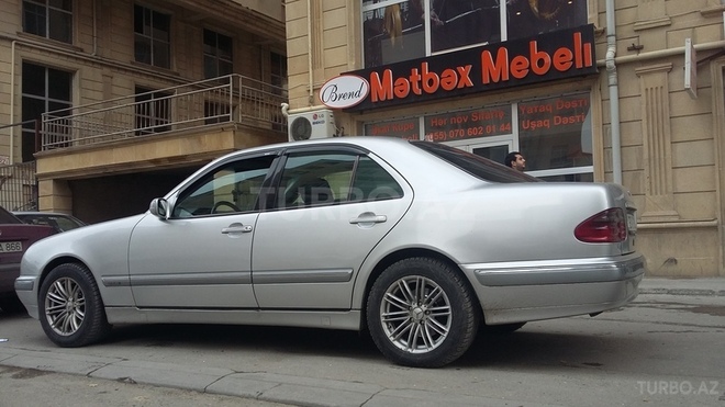 Mercedes E 270 2000, 344,000 km - 2.7 l - Bakı