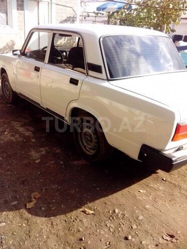 LADA (VAZ) 2107 2010, 35,000 km - 1.6 л - Qazax