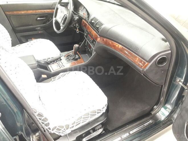 BMW 523 1996, 248,000 km - 2.5 l - Sumqayıt