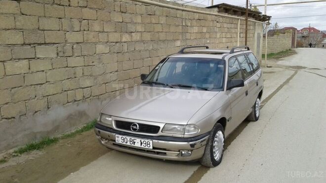 Opel Astra 1996, 280,000 km - 1.6 л - Bakı