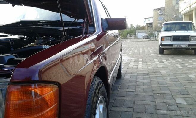 Mercedes 190 1992, 420,150 km - 2.0 l - Sumqayıt