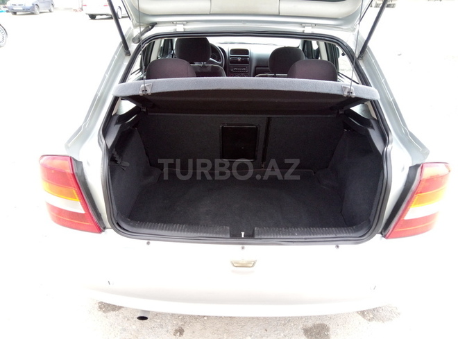 Opel Astra 2000, 250,000 km - 1.8 l - Bakı