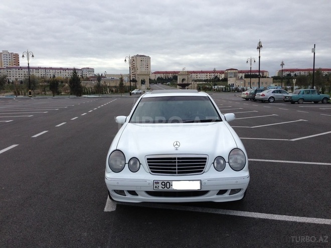 Mercedes E 280 2000, 232,148 km - 2.8 l - Sumqayıt