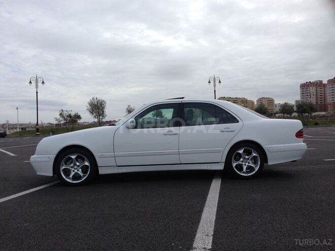 Mercedes E 280 2000, 232,148 km - 2.8 l - Sumqayıt