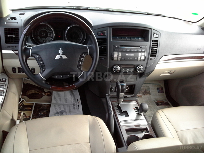 Mitsubishi Pajero 2014, 47,000 km - 3.8 l - Bakı