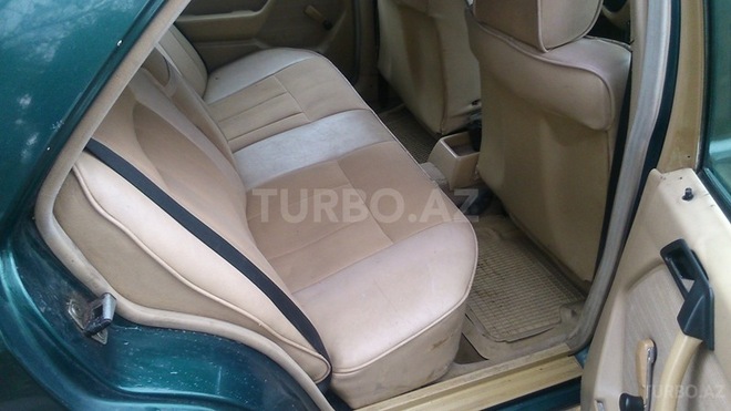 Mercedes E 260 1990, 250,000 km - 2.6 l - Sumqayıt