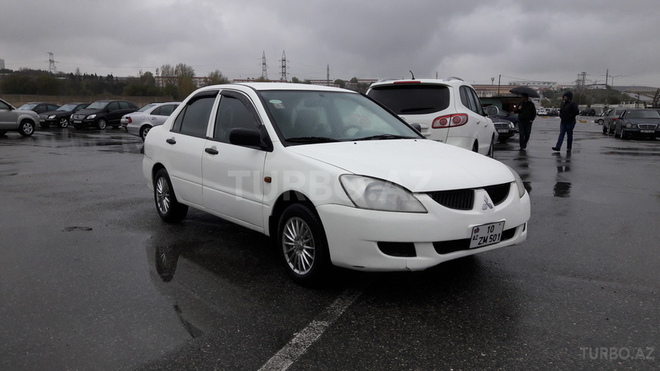 Mitsubishi Lancer 2004, 315,000 km - 1.3 л - Bakı