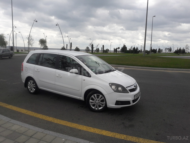 Opel Zafira 2006, 240,000 km - 1.9 l - Bakı