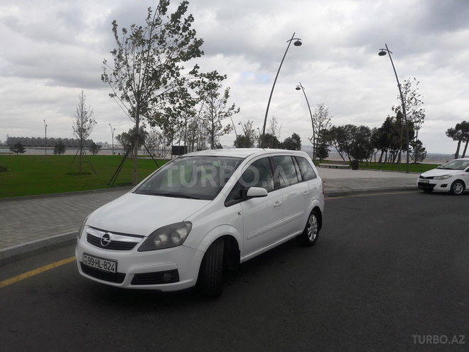 Opel Zafira 2006, 240,000 km - 1.9 l - Bakı