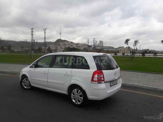 Opel Zafira 2006, 240,000 km - 1.9 l - Bakı