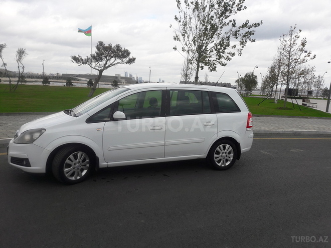 Opel Zafira 2006, 240,000 km - 1.9 l - Bakı