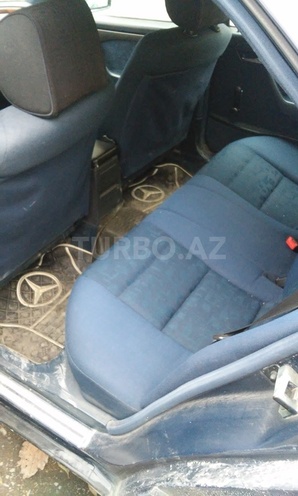 Mercedes B 180 1996, 43,000 km - 1.8 l - Zaqatala