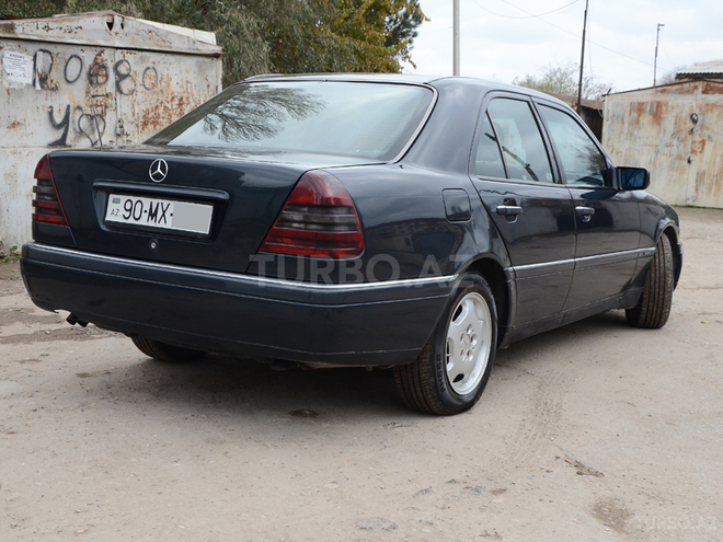 Mercedes C 230 1997, 330,945 km - 2.3 l - Sumqayıt