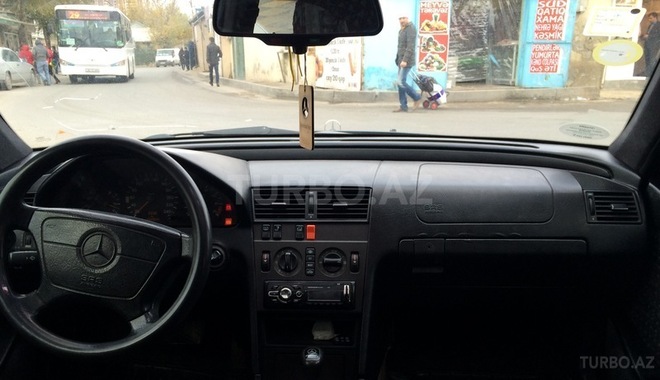 Mercedes C 180 1995, 255,000 km - 1.8 l - Bakı