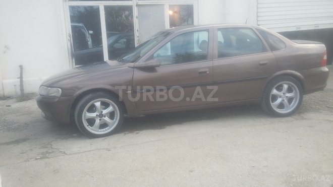 Opel Vectra 1997, 243,000 km - 1.8 л - Bakı