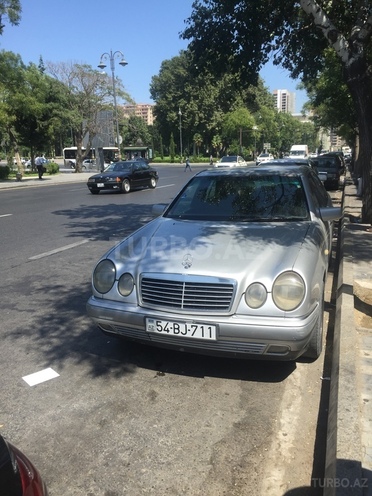 Mercedes E 220 1996, 360,000 km - 2.2 l - Sabirabad