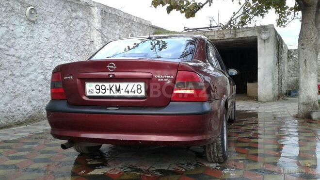 Opel Vectra 1996, 250,000 km - 1.8 л - Bakı
