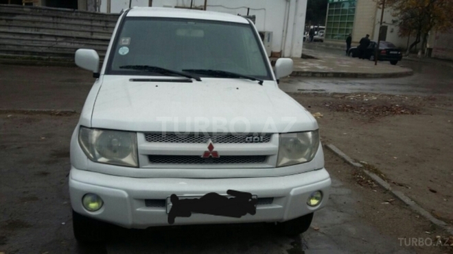 Mitsubishi Pajero io 1999, 214,000 km - 1.8 l - Sumqayıt