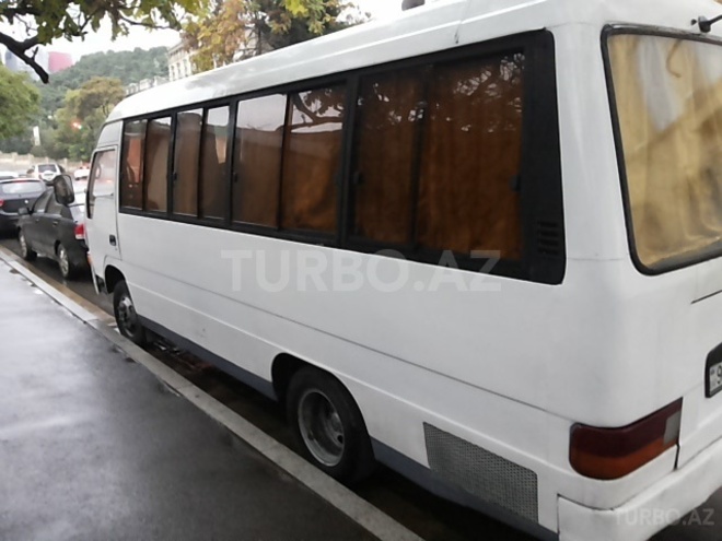 Hyundai  2002, 240,000 km - 4.2 л - Bakı