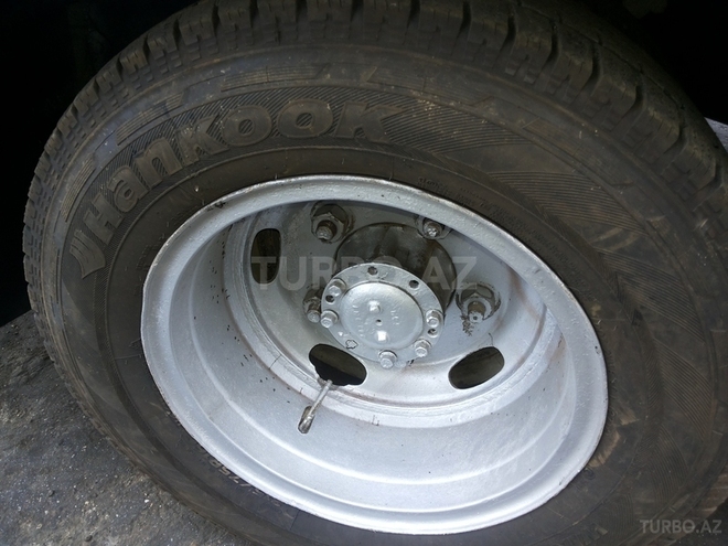 Hyundai  2002, 240,000 km - 4.2 л - Bakı