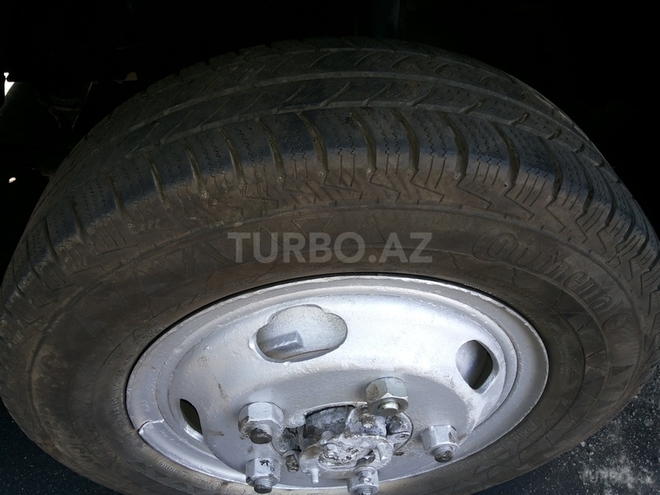 Hyundai  2002, 240,000 km - 4.2 л - Bakı