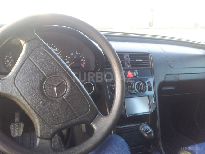 Mercedes C 200 1998, 270,000 km - 2.0 l - Xaçmaz