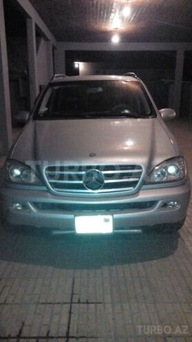 Mercedes ML 320 2002, 200,000 km - 3.2 l - Masallı