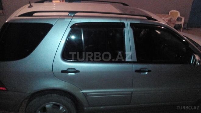Mercedes ML 320 2002, 200,000 km - 3.2 l - Masallı