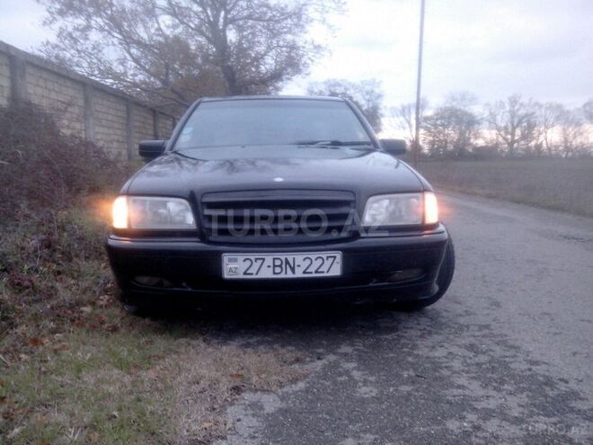 Mercedes C 280 1999, 290,000 km - 2.8 l - Xaçmaz