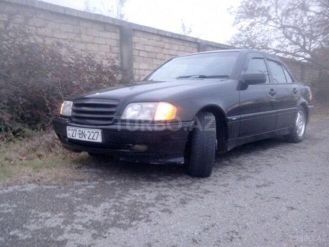 Mercedes C 280 1999, 290,000 km - 2.8 l - Xaçmaz