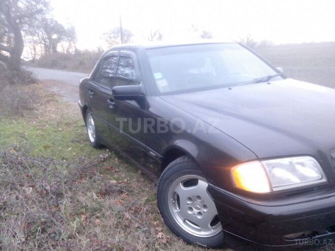Mercedes C 280 1999, 290,000 km - 2.8 l - Xaçmaz