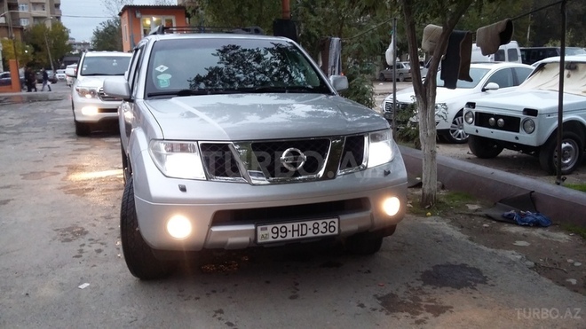 Nissan Pathfinder 2007, 2,338,363 km - 2.5 l - Bakı