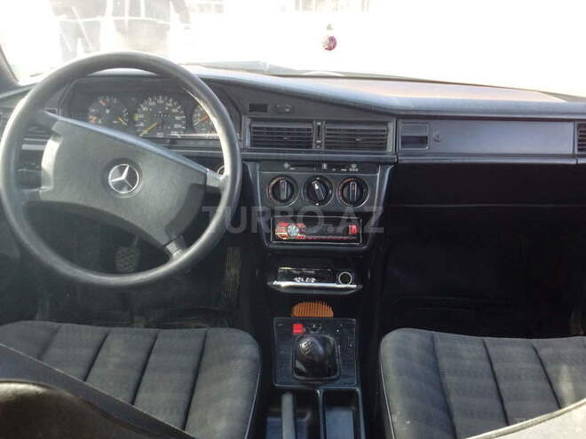 Mercedes 190 1991, 297,600 km - 1.8 l - Bakı