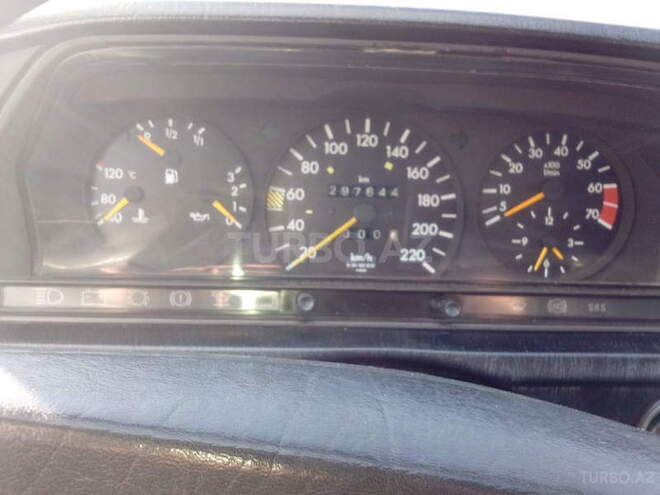 Mercedes 190 1991, 297,600 km - 1.8 l - Bakı