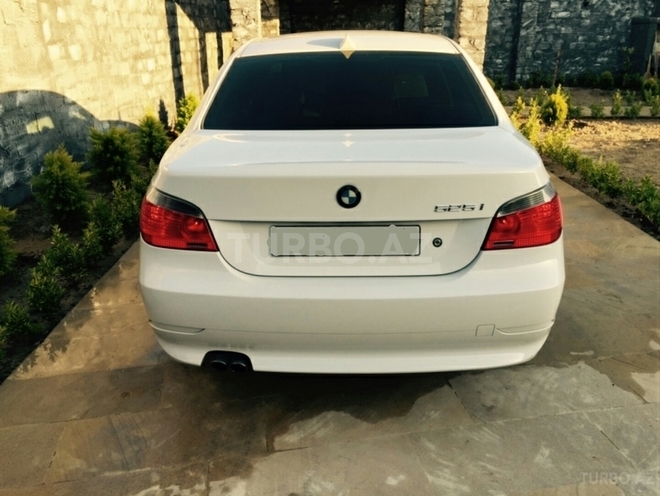 BMW 525 2007, 200,000 km - 3.0 l - Bakı