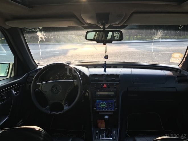 Mercedes C 280 1996, 301,000 km - 2.8 л - Bakı