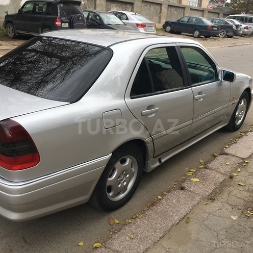 Mercedes C 280 1996, 301,000 km - 2.8 л - Bakı