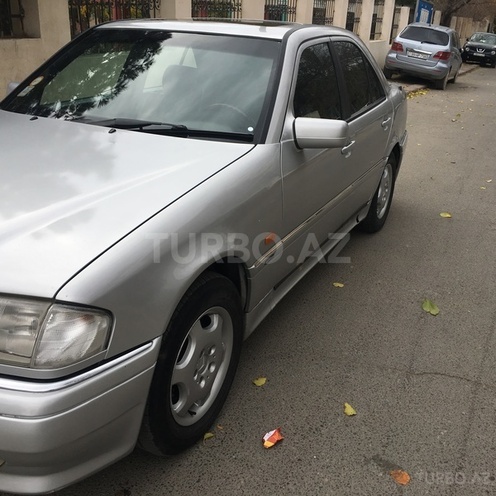Mercedes C 280 1996, 301,000 km - 2.8 л - Bakı
