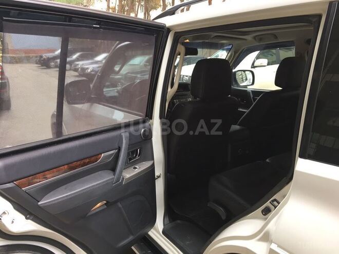 Mitsubishi Pajero 2013, 64,000 km - 3.5 л - Bakı