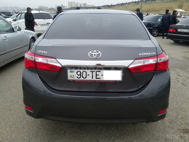 Toyota Corolla 2014, 32,800 km - 1.6 l - Bakı