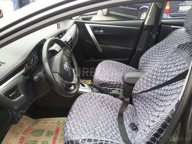 Toyota Corolla 2014, 32,800 km - 1.6 l - Bakı