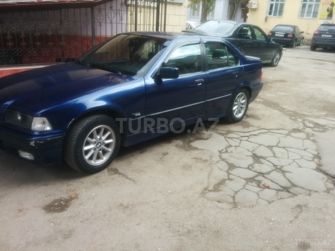 BMW 318 1998, 187,700 km - 1.8 l - Bakı