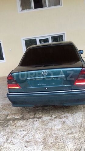 Mercedes C 180 1999, 224,000 km - 1.8 л - Lənkəran