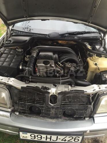 Mercedes C 220 1997, 380,000 km - 2.2 л - Bakı