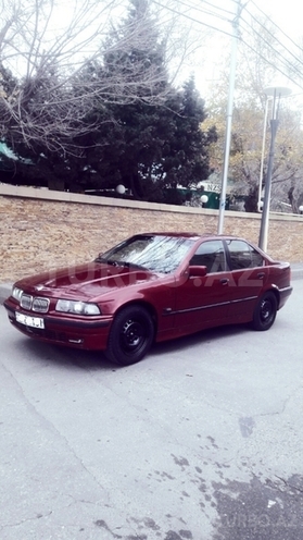 BMW 318 1994, 315,000 km - 1.9 l - Sumqayıt