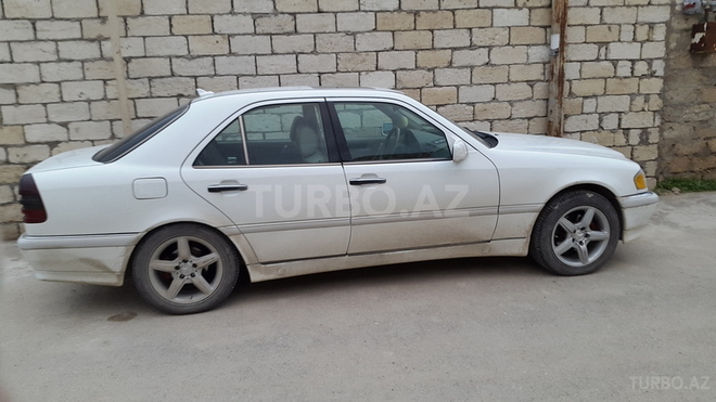 Mercedes C 230 1998, 246,150 km - 2.3 l - Bakı