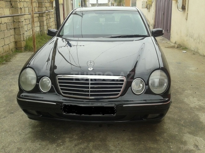 Mercedes E 220 2000, 253,000 km - 2.2 l - Bakı