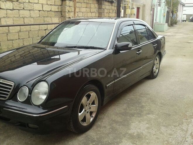 Mercedes E 220 2000, 253,000 km - 2.2 l - Bakı