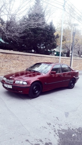 BMW 318 1994, 315,000 km - 1.9 l - Sumqayıt